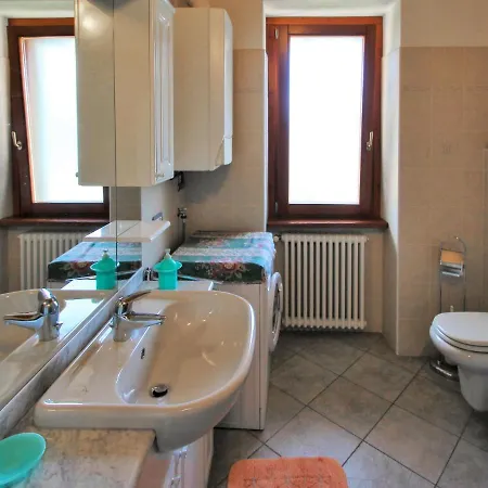 Ghiano By Interhome Кремия